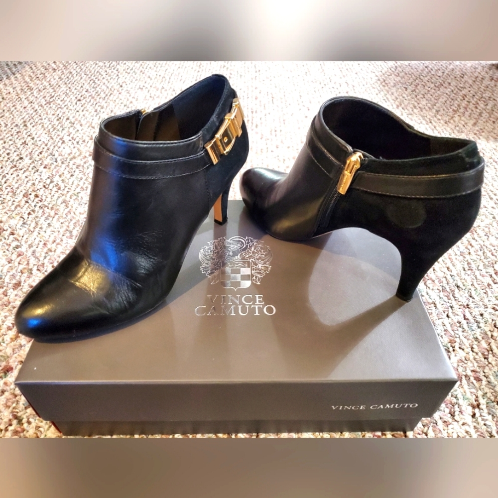 Vince Camuto Vanny Ankle Boots size 8.5